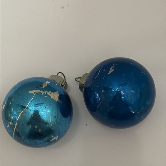 Vintage lot of 5 glass ball Christmas tree ornaments - Picture 5 of 6